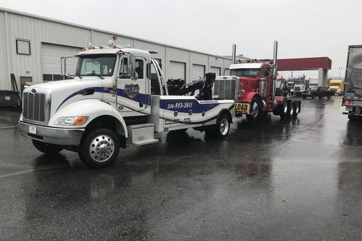 Semi Truck Towing-in-Greensboro-North Carolina